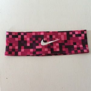 NIKE HEADBAND